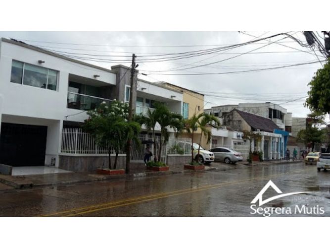 Casa de 15 alcobas en venta en Manga, Cartagena, 800 m² · foto 2 de 17