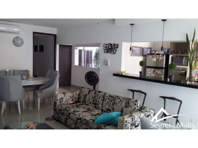 Casa de 15 alcobas en venta en Manga, Cartagena, 800 m² · foto 7 de 17