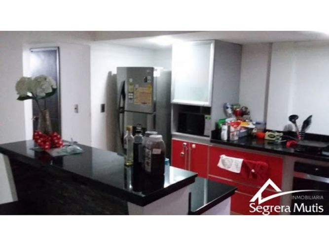 Casa de 15 alcobas en venta en Manga, Cartagena, 800 m² · foto 12 de 17