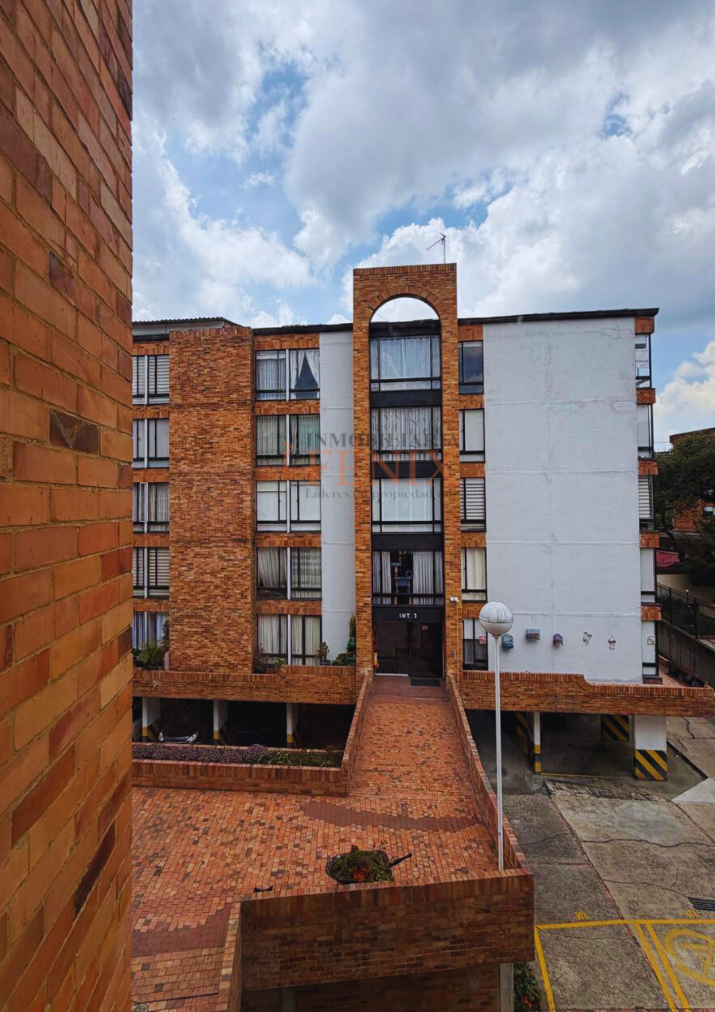 Apartamento en venta en Santa Teresa, Bogotá · foto 2 de 13