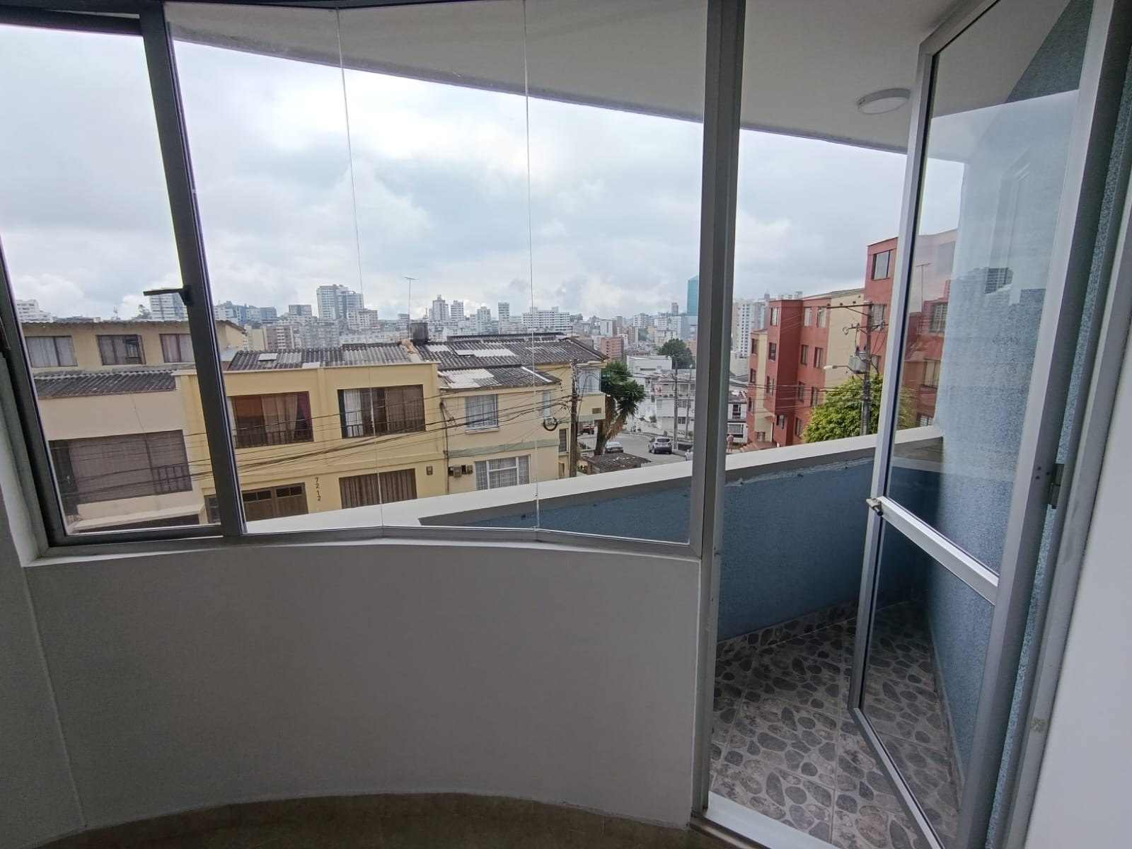 Apartamento en venta en Colseguros, Manizales · foto 16 de 17