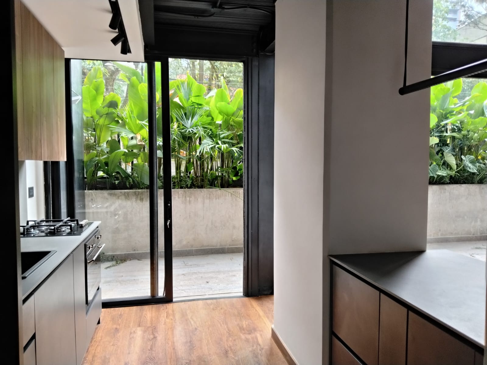 Apartamento en arriendo en El Poblado, Medellín · foto 7 de 15