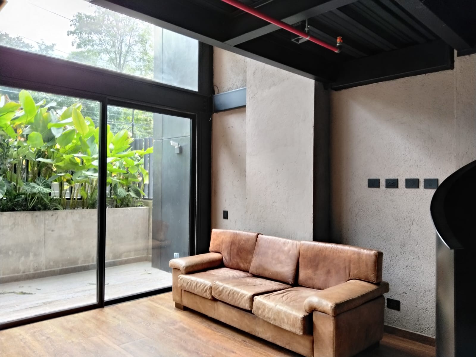 Apartamento en arriendo en El Poblado, Medellín · foto 3 de 15