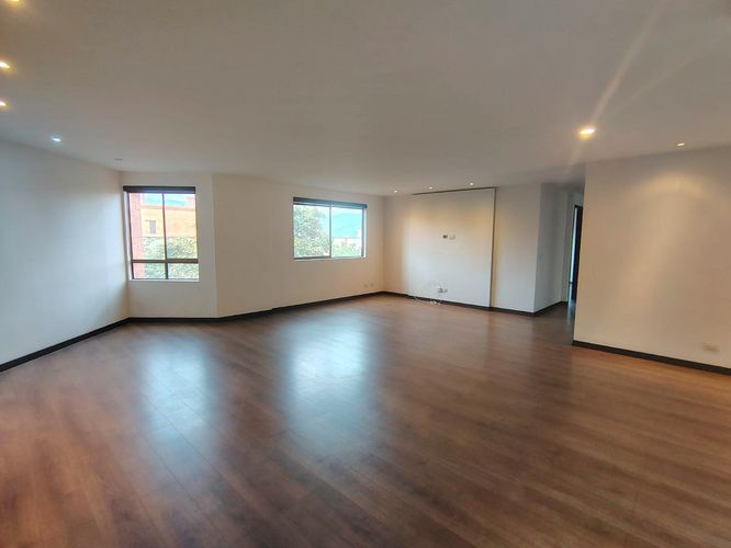 Apartamento de 3 alcobas en venta en El Poblado, Medellín, 150 m² · foto 11 de 18
