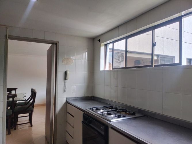 Apartamento de 3 alcobas en arriendo en El Poblado, Medellín, 130 m² · foto 7 de 17