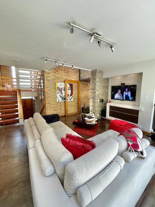 Casa de 4 alcobas en venta en Sotileza, Bogotá, 341 m² · foto 5 de 20