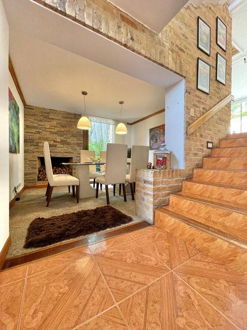 Casa de 4 alcobas en venta en Sotileza, Bogotá, 341 m² · foto 6 de 20