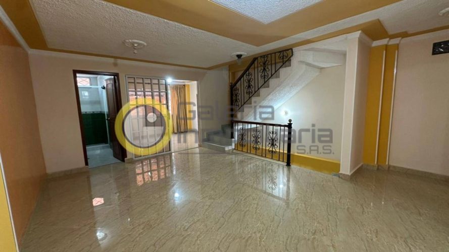 Casa de 5 alcobas en venta en San Francisco, Bucaramanga, 192 m² · foto 13 de 19