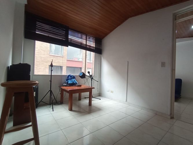 Apartaestudio en venta en Marly, Bogotá, 30 m² · foto 4 de 19