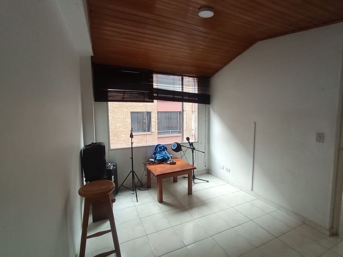 Apartaestudio en venta en Marly, Bogotá, 30 m² · foto 8 de 19