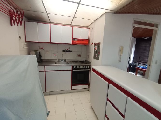 Apartaestudio en venta en Marly, Bogotá, 30 m² · foto 7 de 19