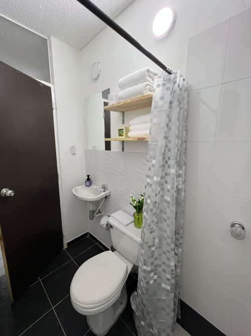 Apartamento de 1 alcoba en arriendo en Alfonso Lopez, Bogotá, 36 m² · foto 5 de 7