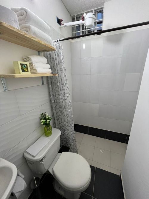 Apartamento de 1 alcoba en arriendo en Alfonso Lopez, Bogotá, 36 m² · foto 6 de 7
