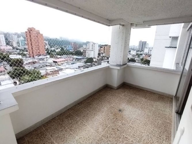 Apartamento de 3 alcobas en venta en Sotomayor, Bucaramanga, 163 m² · foto 8 de 11