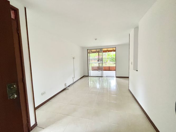 Casa de 3 alcobas en venta en El Castillo, Jamundí, 224 m² · foto 16 de 24