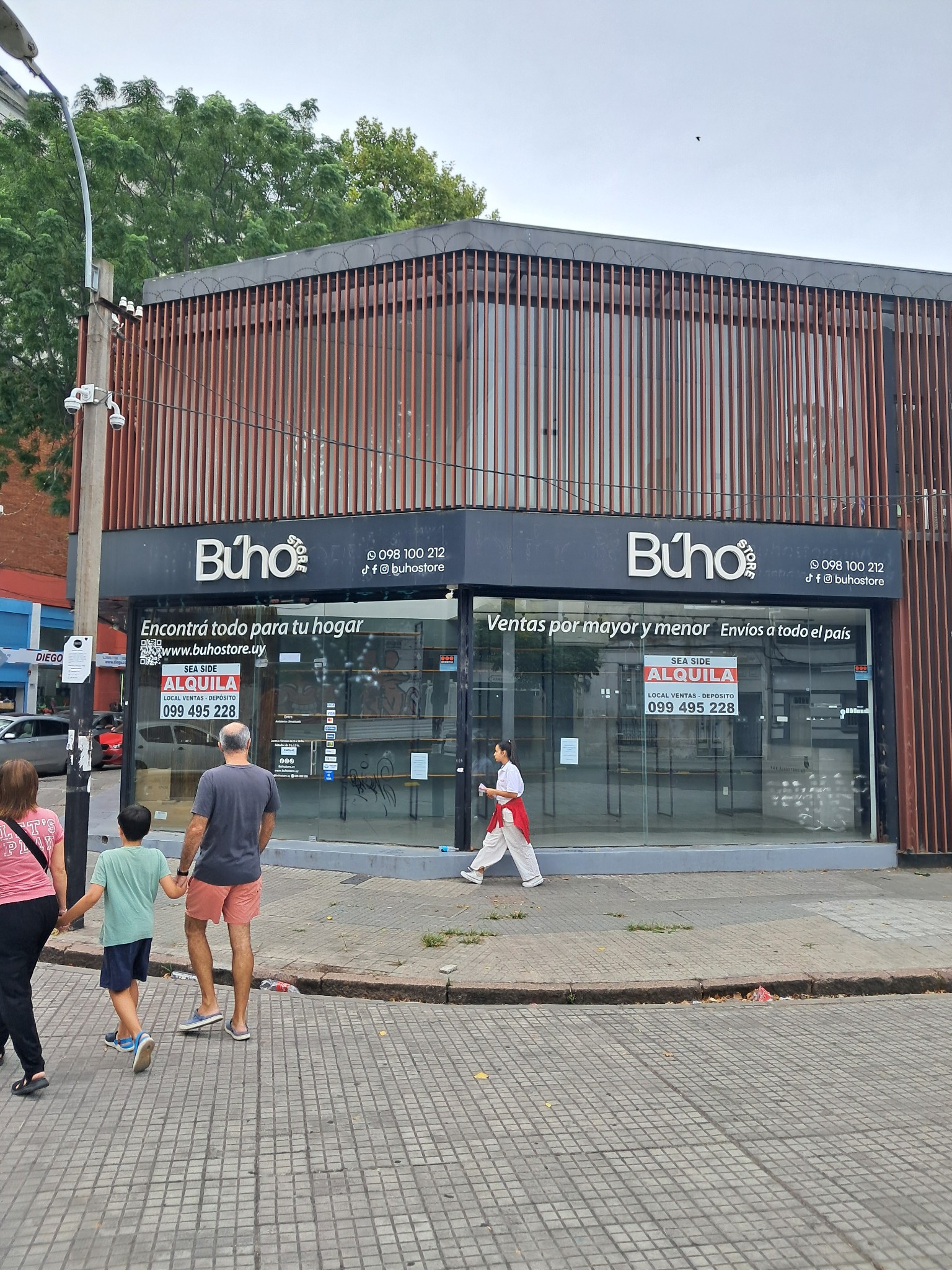 ARENAL GRANDE, ESQUINA,  EXCELENTE UBICACIÓN.