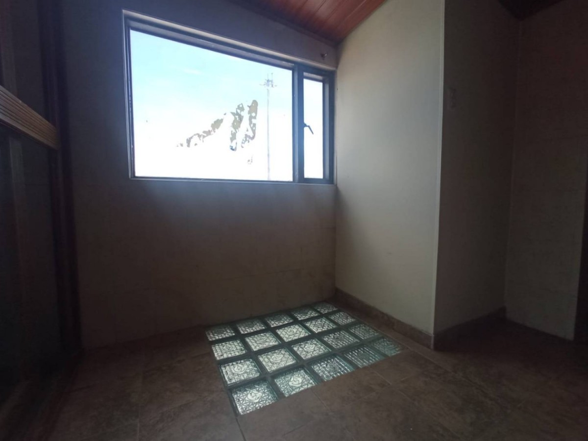 Casa en venta en San Jose De Fontibon, Bogotá · foto 7 de 24