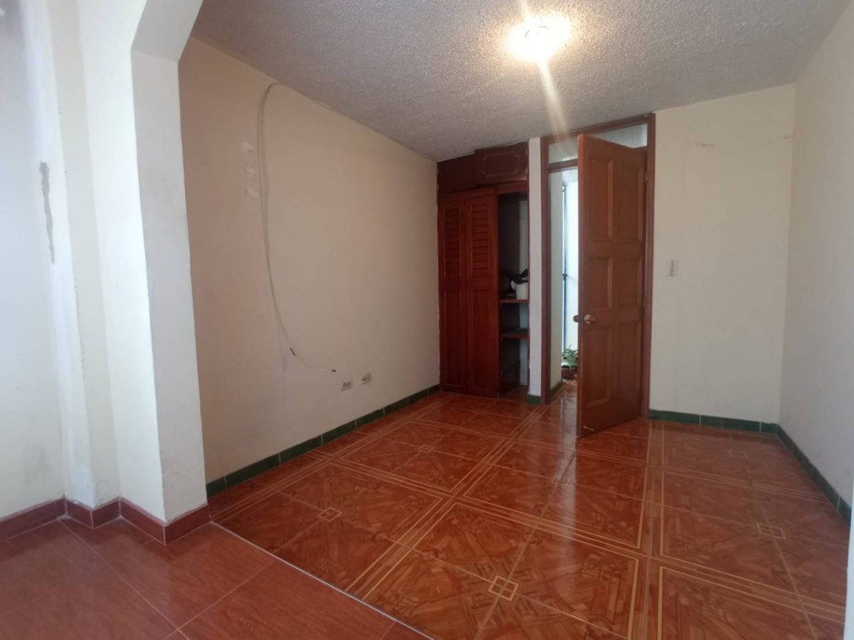 Casa en venta en San Jose De Fontibon, Bogotá · foto 14 de 24