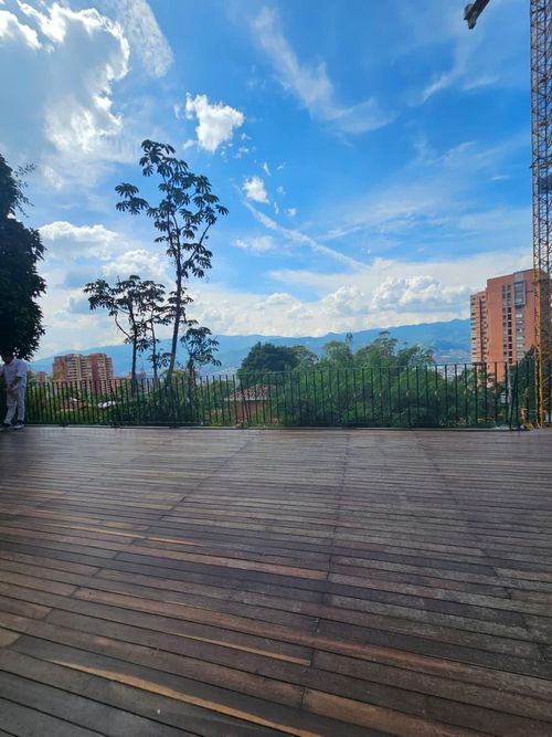 Casa de 5 alcobas en venta en La Calera, Medellín, 420 m² · foto 12 de 18