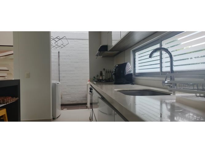 Casa de 3 alcobas en venta en Alfaguara, Jamundí, 186 m² · foto 5 de 18