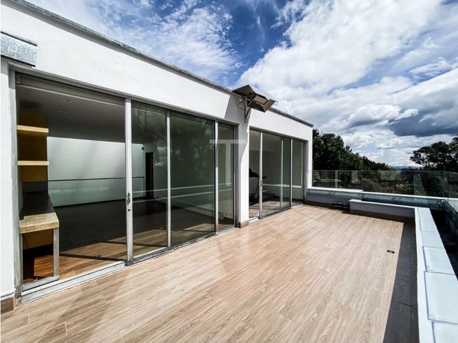 Casa de 4 alcobas en venta en Chico Norte, Bogotá, 830 m² · foto 5 de 24