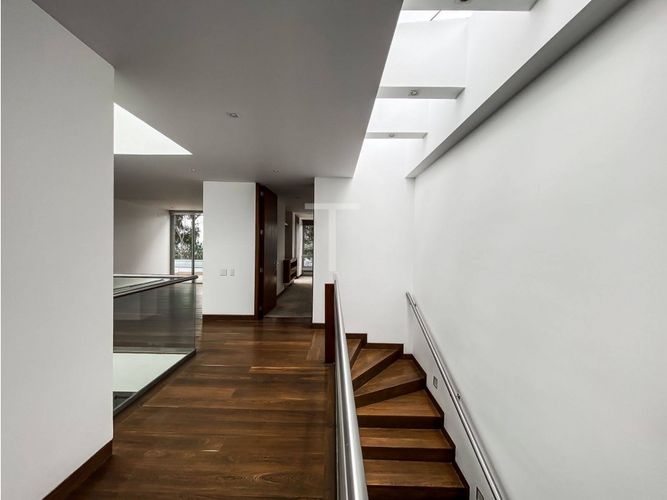Casa de 4 alcobas en venta en Chico Norte, Bogotá, 830 m² · foto 7 de 24