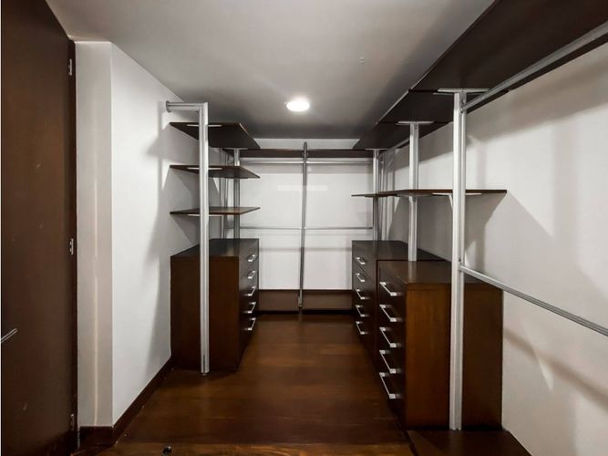 Casa de 4 alcobas en venta en Chico Norte, Bogotá, 830 m² · foto 8 de 24