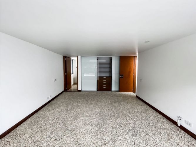 Casa de 4 alcobas en venta en Chico Norte, Bogotá, 830 m² · foto 15 de 24