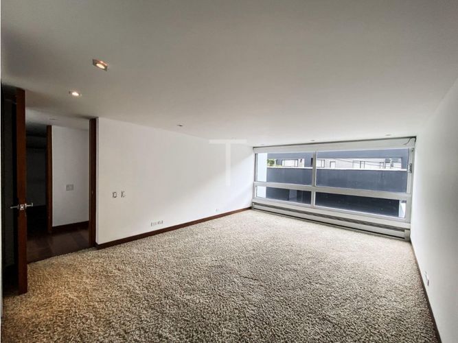 Casa de 4 alcobas en venta en Chico Norte, Bogotá, 830 m² · foto 16 de 24