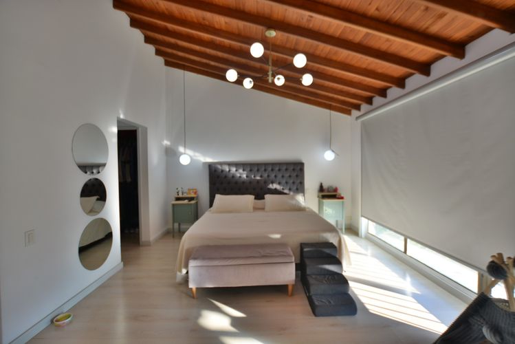 Casa de 4 alcobas en venta en El Tesoro, Medellín, 268 m² · foto 17 de 24