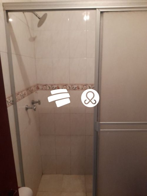 Casa de 9 alcobas en venta en La Magnolia, Madrid, 288 m² · foto 3 de 12