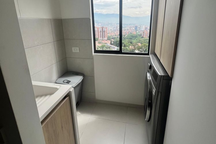 Apartamento de 3 alcobas en venta en Las Antillas, Envigado, 88 m² · foto 23 de 24