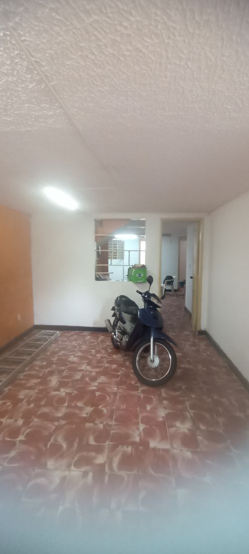 Casa de 5 alcobas en venta en La Joya, Bucaramanga, 378 m² · foto 3 de 24
