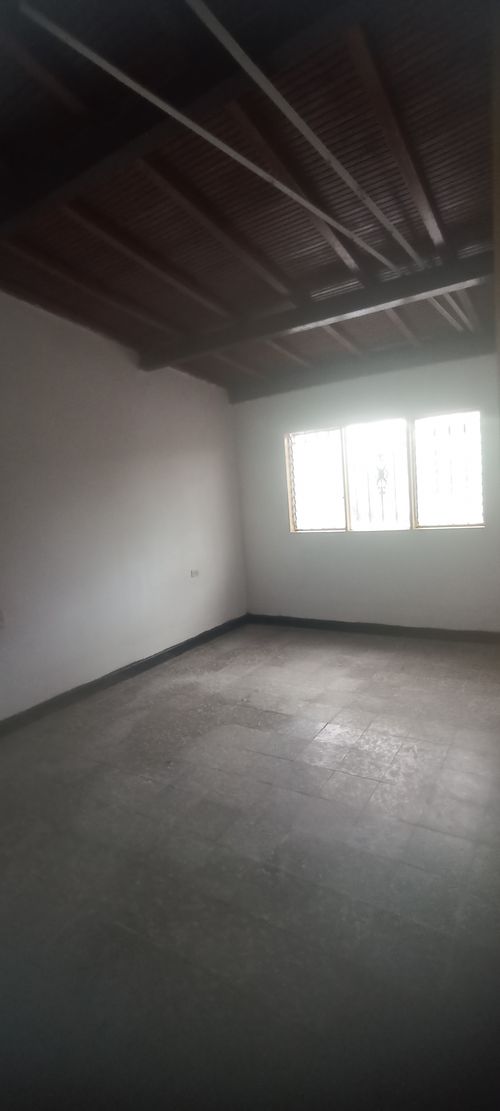 Casa de 5 alcobas en venta en La Joya, Bucaramanga, 378 m² · foto 22 de 24
