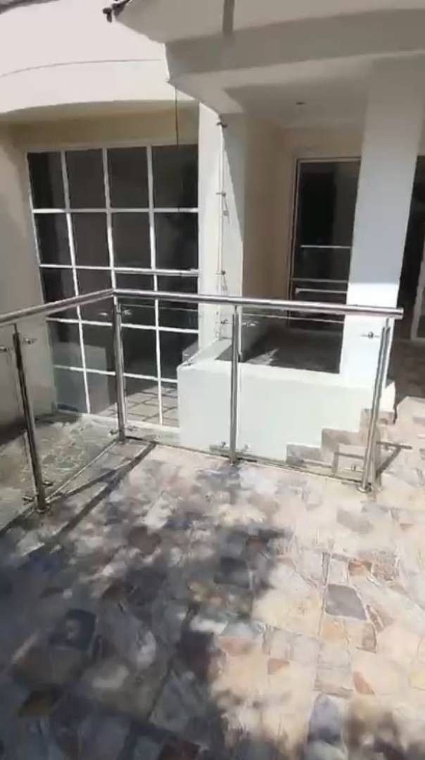 Casa en arriendo en Las Palmas, Medellín · foto 3 de 15