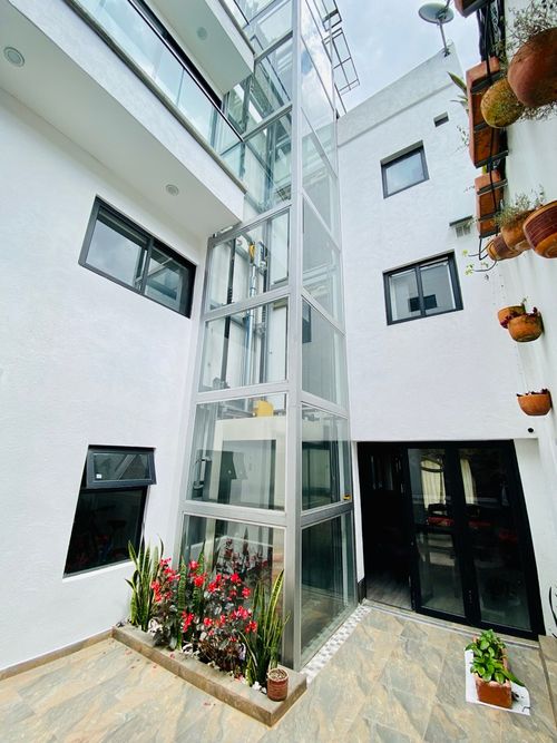 Casa de 5 alcobas en venta en Teusaquillo, Bogotá · foto 5 de 19