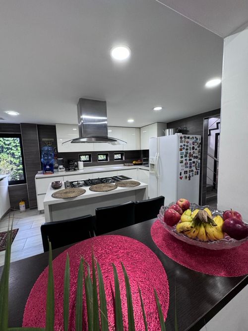 Casa de 5 alcobas en venta en Teusaquillo, Bogotá · foto 8 de 19