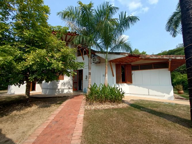 Casa de 4 alcobas en venta en Ricaurte, Ricaurte, 145 m² · foto 7 de 24