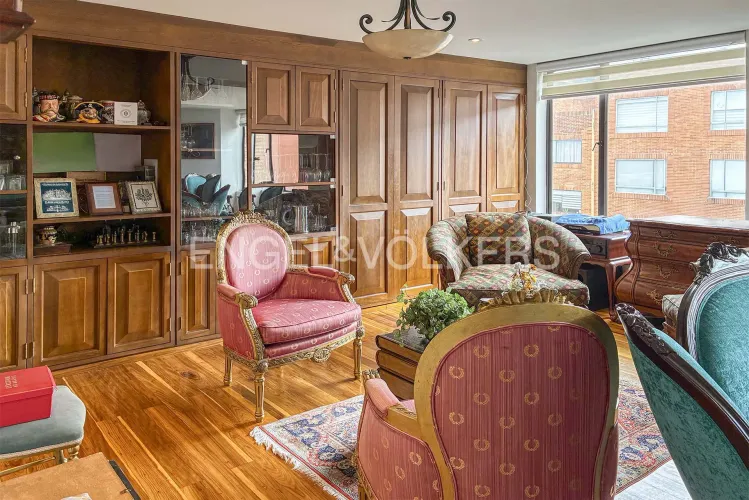 Apartamento de 3 alcobas en venta en Santa Paula, Bogotá, 236 m² · foto 4 de 20