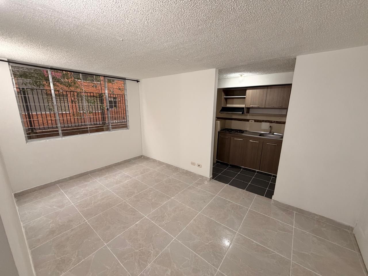 Apartamento en venta en Fontibon, Bogotá · foto 3 de 21