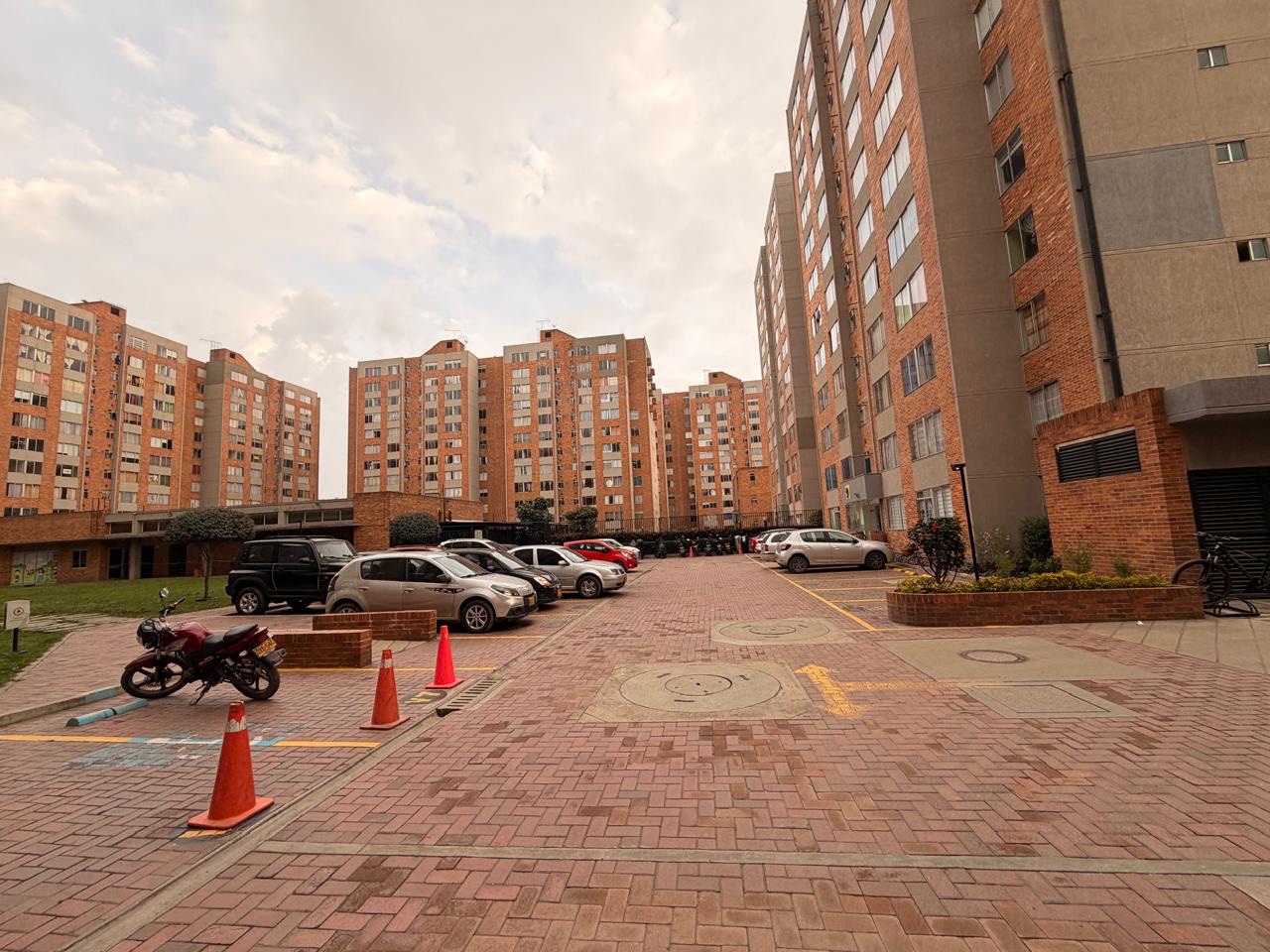 Apartamento en venta en Fontibon, Bogotá · foto 19 de 21