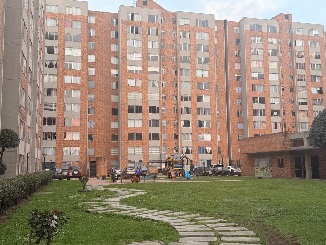 Apartamento en venta en Fontibon, Bogotá · foto 17 de 21