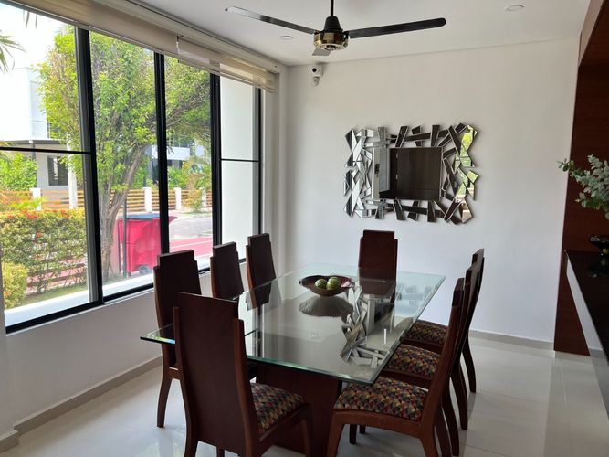 Casa de 3 alcobas en venta en Miraflores, Girardot, 210 m² · foto 18 de 24