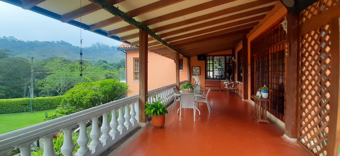 Casa de 3 alcobas en venta en Chorro De La Plata, Cali, 385 m² · foto 4 de 24