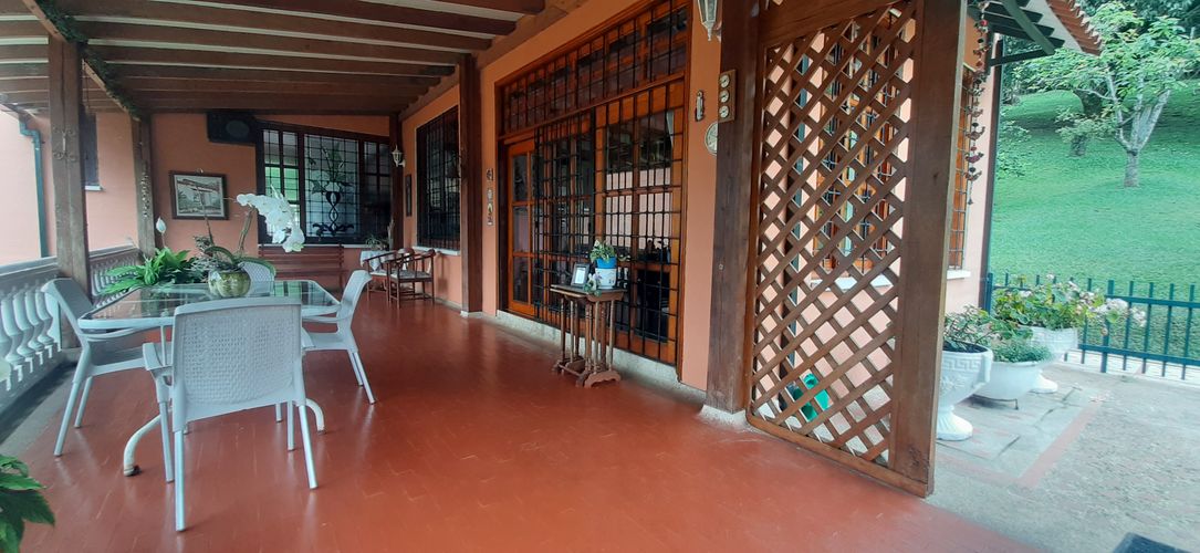 Casa de 3 alcobas en venta en Chorro De La Plata, Cali, 385 m² · foto 5 de 24