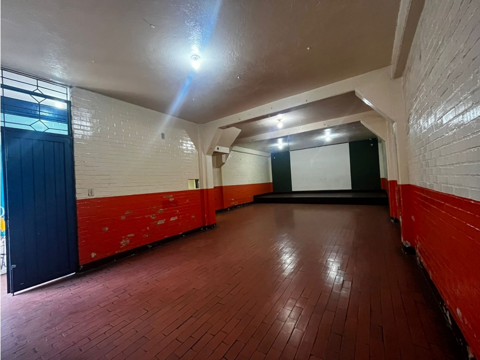 Casa en venta en Lago De Suba, Bogotá · foto 2 de 23