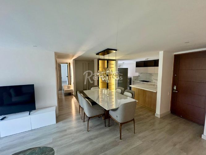 Apartamento en venta en Loma Benedictinos, Medellín · foto 3 de 11