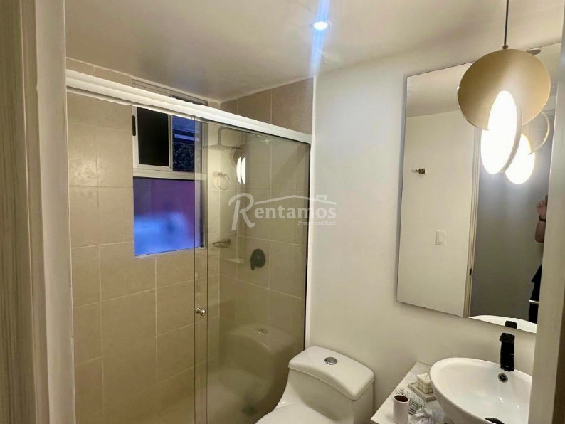 Apartamento en venta en Loma Benedictinos, Medellín · foto 9 de 11
