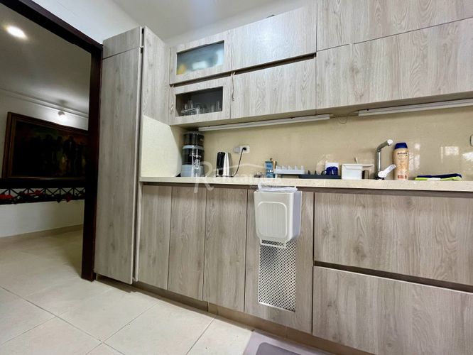 Apartamento de 4 alcobas en venta en El Diamante No. 2, Medellín, 215 m² · foto 4 de 24