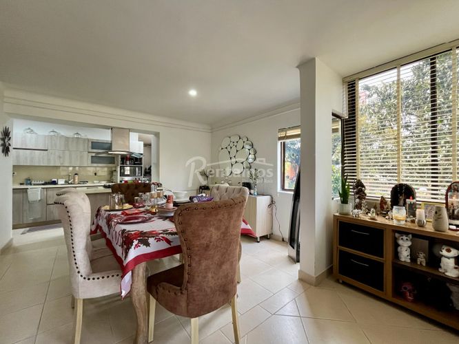 Apartamento de 4 alcobas en venta en El Diamante No. 2, Medellín, 215 m² · foto 5 de 24